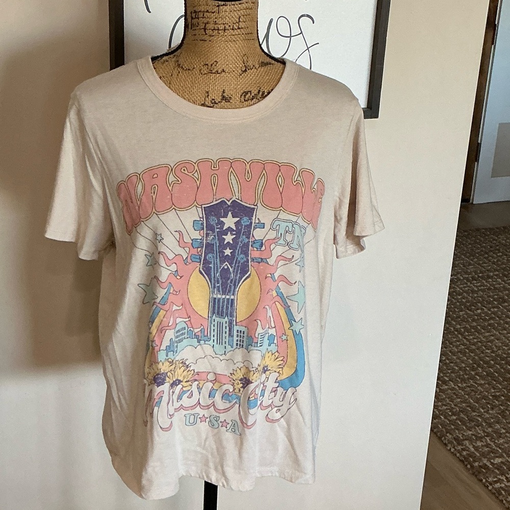 Zoe + Liv Cream Nashville Graphic Tee
